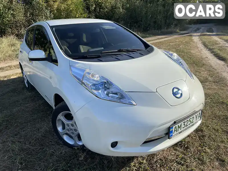 Хэтчбек Nissan Leaf 2012 null_content л. Автомат обл. Житомирская, Житомир - Фото 1/18