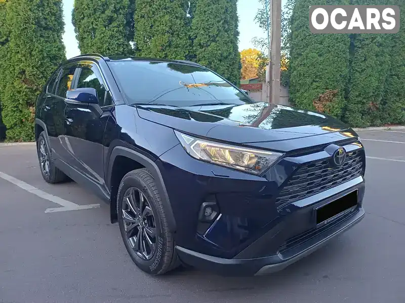 Позашляховик / Кросовер Toyota RAV4 2022 1.99 л. Типтронік обл. Тернопільська, Тернопіль - Фото 1/21