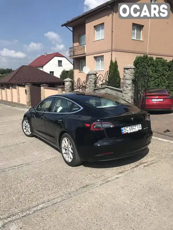 Седан Tesla Model 3 2018 null_content л. Автомат обл. Львівська, Львів - Фото 1/19