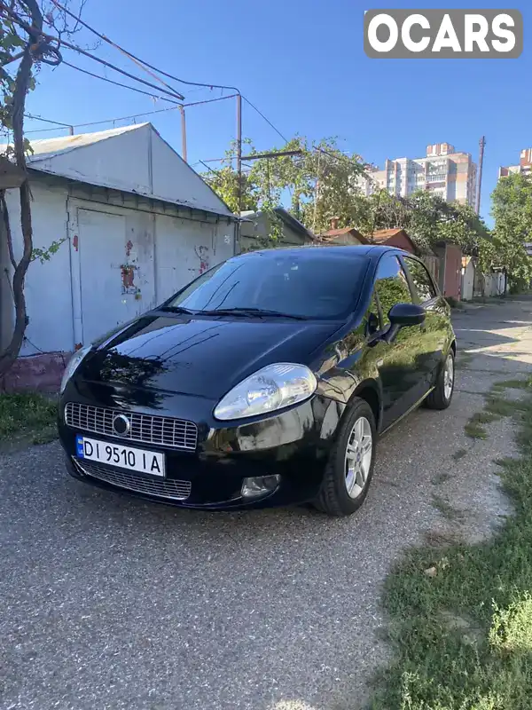 Хетчбек Fiat Grande Punto 2006 1.37 л. Робот обл. Одеська, Чорноморськ (Іллічівськ) - Фото 1/11