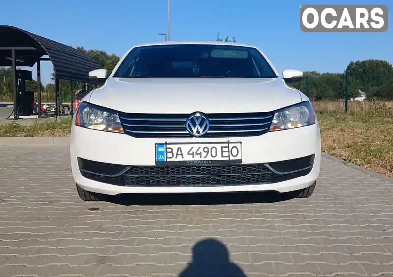 Седан Volkswagen Passat 2013 1.8 л. Автомат обл. Чернігівська, Чернігів - Фото 1/21