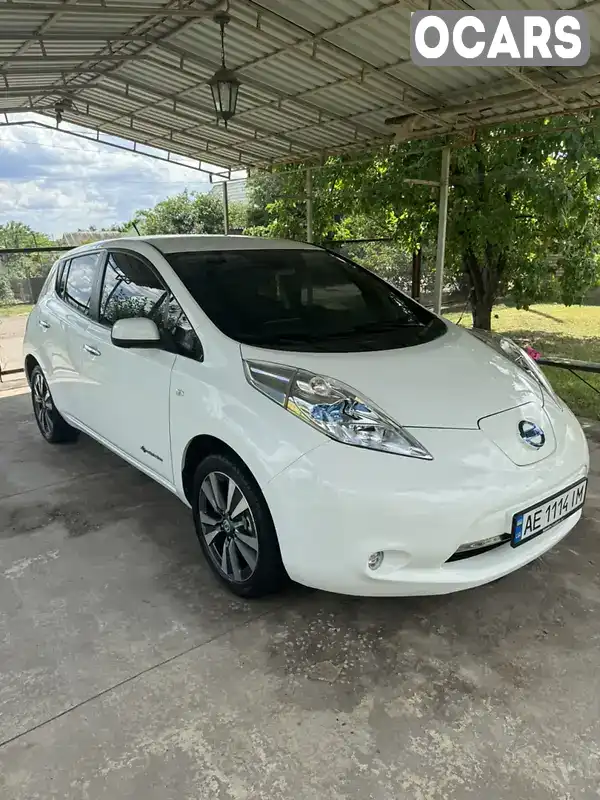 Хэтчбек Nissan Leaf 2013 null_content л. Автомат обл. Днепропетровская, Марганец - Фото 1/12