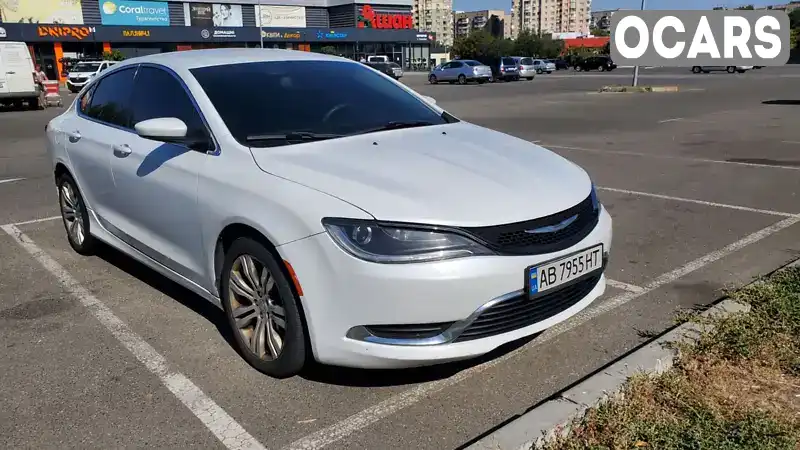 Седан Chrysler 200 2014 2.4 л. Автомат обл. Київська, Київ - Фото 1/13