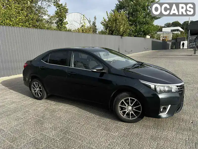 Седан Toyota Corolla 2013 1.6 л. Ручная / Механика обл. Тернопольская, Тернополь - Фото 1/12