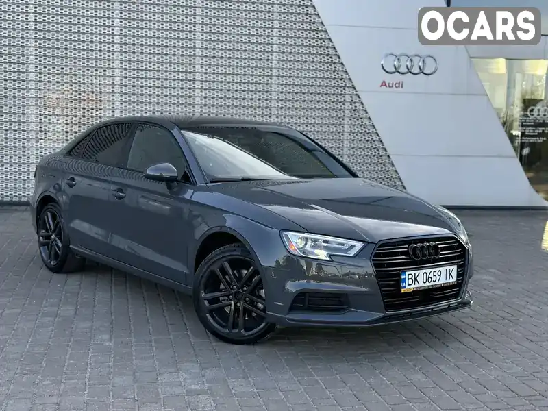 Седан Audi A3 2018 1.98 л. Автомат обл. Львовская, Львов - Фото 1/21