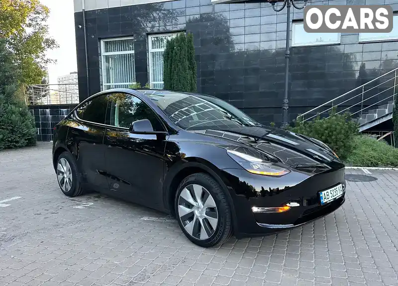 Внедорожник / Кроссовер Tesla Model Y 2023 null_content л. Автомат обл. Винницкая, Винница - Фото 1/21