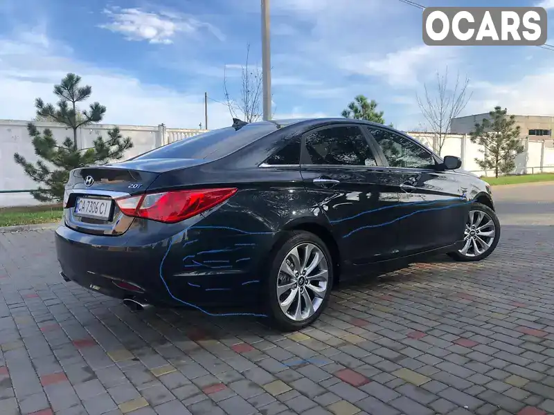 Седан Hyundai Sonata 2012 2 л. Автомат обл. Черкасская, Христиновка - Фото 1/12