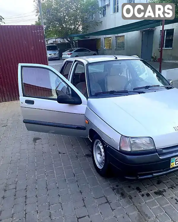 Хетчбек Renault Clio 1994 1.2 л. Ручна / Механіка обл. Одеська, Одеса - Фото 1/8