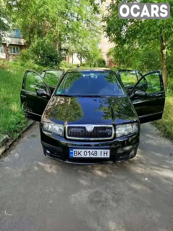 Хэтчбек Skoda Fabia 2006 1.2 л. Ручная / Механика обл. Ровенская, Дубровица - Фото 1/12