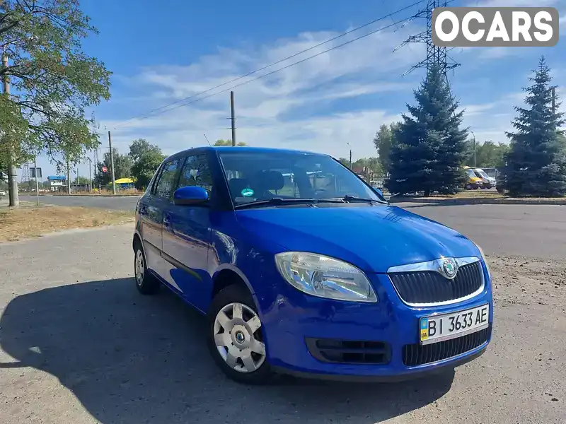 Хэтчбек Skoda Fabia 2009 1.2 л. Ручная / Механика обл. Полтавская, Полтава - Фото 1/12