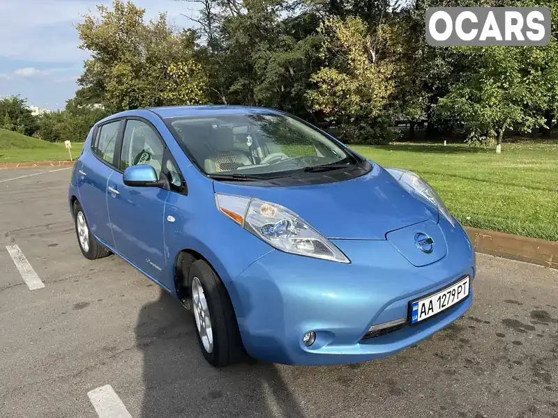 Хетчбек Nissan Leaf 2013 null_content л. Автомат обл. Київська, Київ - Фото 1/13