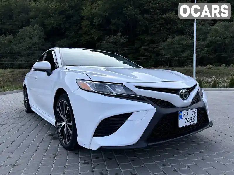 Седан Toyota Camry 2019 2.49 л. Автомат обл. Івано-Франківська, Івано-Франківськ - Фото 1/21