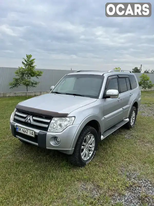 Позашляховик / Кросовер Mitsubishi Pajero Wagon 2011 3.2 л. Автомат обл. Рівненська, Сарни - Фото 1/9