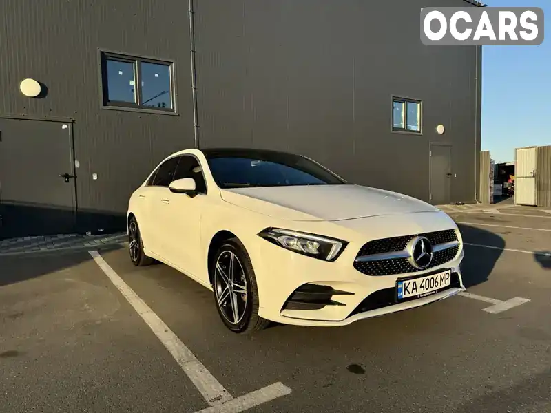 Седан Mercedes-Benz A-Class 2019 1.99 л. Автомат обл. Київська, Київ - Фото 1/21