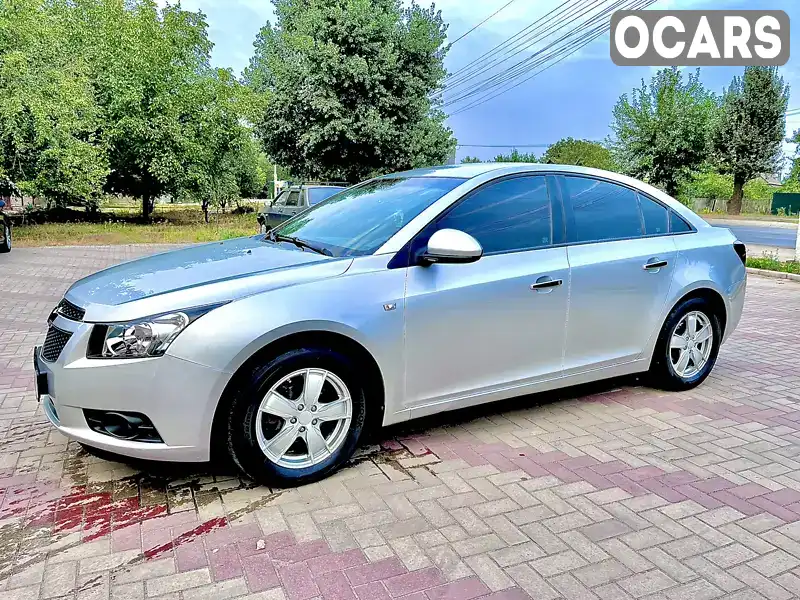 Седан Chevrolet Cruze 2011 1.8 л. Автомат обл. Днепропетровская, Днепр (Днепропетровск) - Фото 1/21