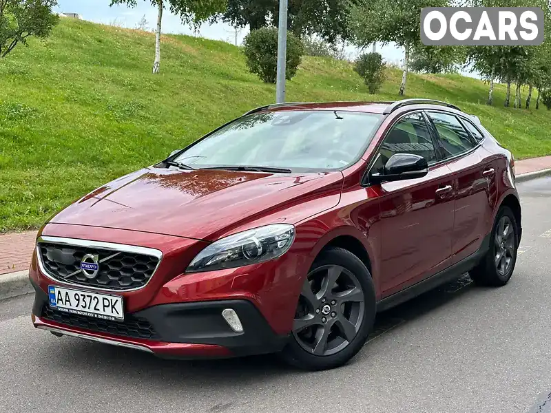 Хэтчбек Volvo V40 Cross Country 2013 2 л. Автомат обл. Киевская, Киев - Фото 1/21