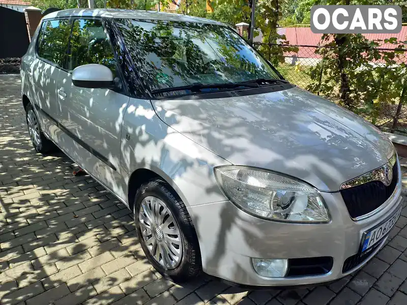 Хэтчбек Skoda Fabia 2007 1.4 л. Ручная / Механика обл. Закарпатская, Мукачево - Фото 1/21