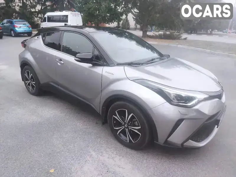 Внедорожник / Кроссовер Toyota C-HR 2019 1.99 л. Автомат обл. Киевская, Бровары - Фото 1/12