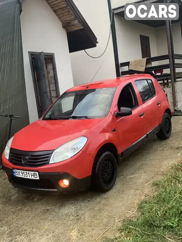 Хэтчбек Dacia Sandero 2009 1.4 л. Ручная / Механика обл. Черновицкая, Черновцы - Фото 1/6