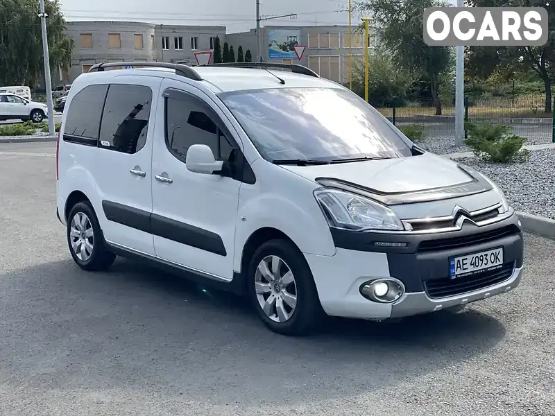 Мінівен Citroen Berlingo 2013 1.6 л. Ручна / Механіка обл. Дніпропетровська, Дніпро (Дніпропетровськ) - Фото 1/17