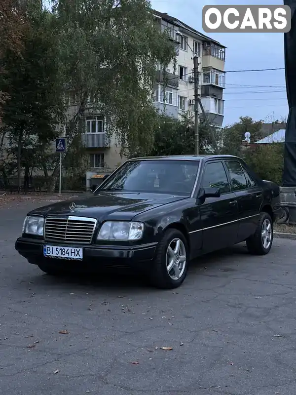 Седан Mercedes-Benz E-Class 1993 2.2 л. Ручна / Механіка обл. Полтавська, Полтава - Фото 1/13