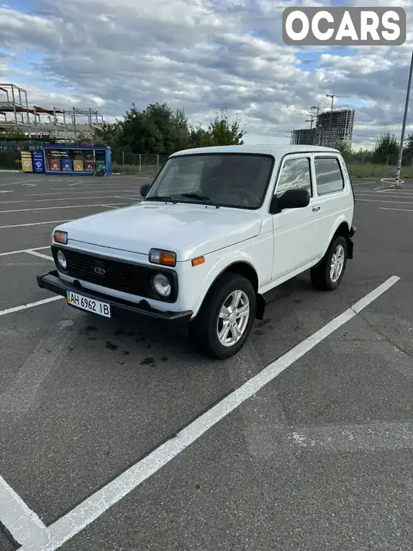 Внедорожник / Кроссовер ВАЗ / Lada 21214 / 4x4 2012 1.69 л. Ручная / Механика обл. Киевская, Киев - Фото 1/21