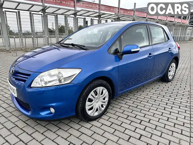 Хетчбек Toyota Auris 2010 1.6 л. Автомат обл. Львівська, Львів - Фото 1/17