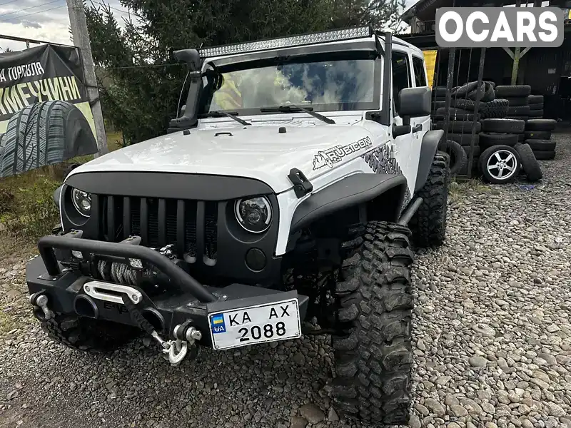 Позашляховик / Кросовер Jeep Wrangler 2012 3.6 л. Автомат обл. Закарпатська, Тячів - Фото 1/10