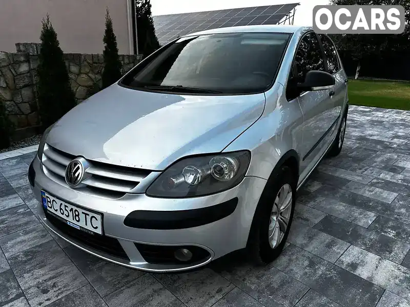 Хетчбек Volkswagen Golf Plus 2007 1.6 л. Автомат обл. Івано-Франківська, Івано-Франківськ - Фото 1/21