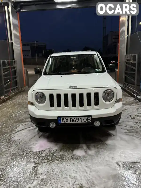 Позашляховик / Кросовер Jeep Patriot 2014 2.36 л. Варіатор обл. Харківська, Харків - Фото 1/9