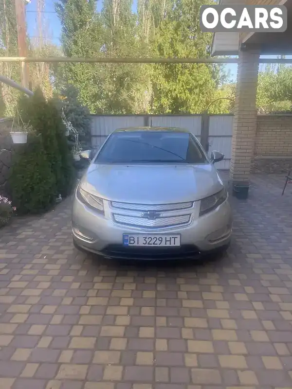 Хэтчбек Chevrolet Volt 2010 1.4 л. Вариатор обл. Полтавская, Кременчуг - Фото 1/13