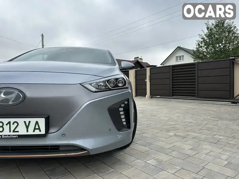 Хетчбек Hyundai Ioniq 2018 null_content л. обл. Львівська, Львів - Фото 1/21