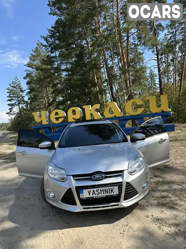 Седан Ford Focus 2013 2 л. Робот обл. Черкаська, Черкаси - Фото 1/21