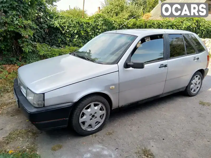 Хэтчбек Fiat Tipo 1992 2 л. Ручная / Механика обл. Сумская, Ромны - Фото 1/9