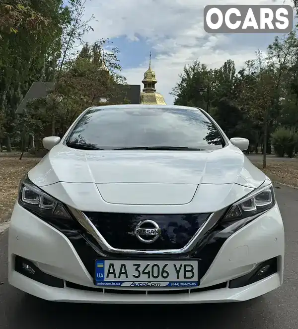 Хэтчбек Nissan Leaf 2020 null_content л. обл. Киевская, Киев - Фото 1/21