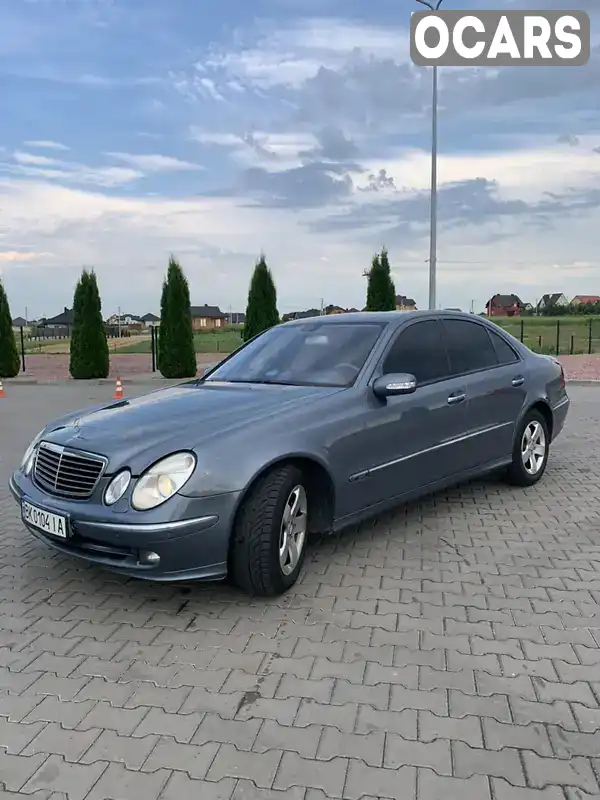 Седан Mercedes-Benz E-Class 2003 2.7 л. Автомат обл. Рівненська, Рівне - Фото 1/17