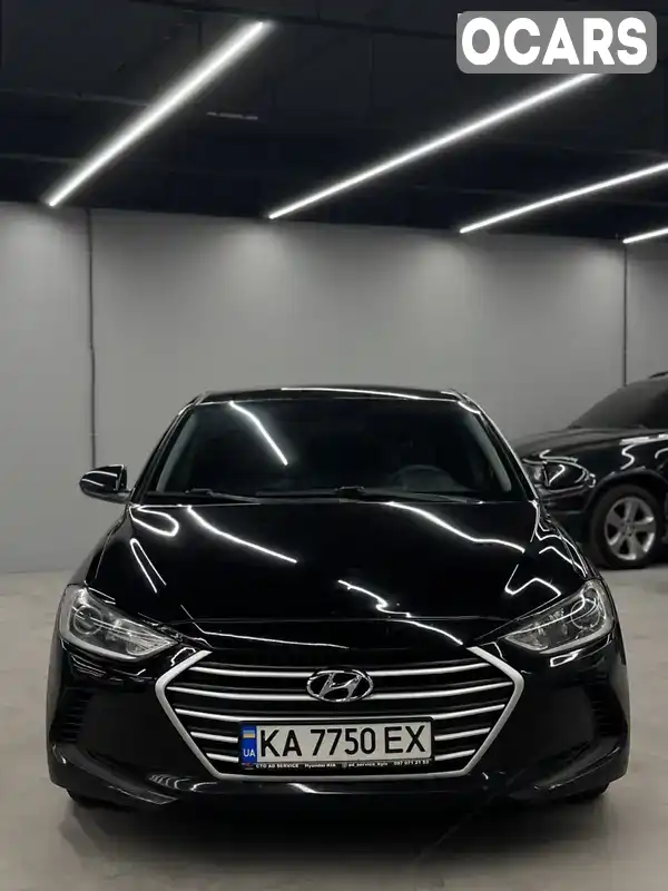 Седан Hyundai Elantra 2017 2 л. Автомат обл. Киевская, Киев - Фото 1/21