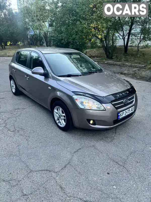 Хетчбек Kia Ceed 2008 1.4 л. Ручна / Механіка обл. Запорізька, Запоріжжя - Фото 1/21