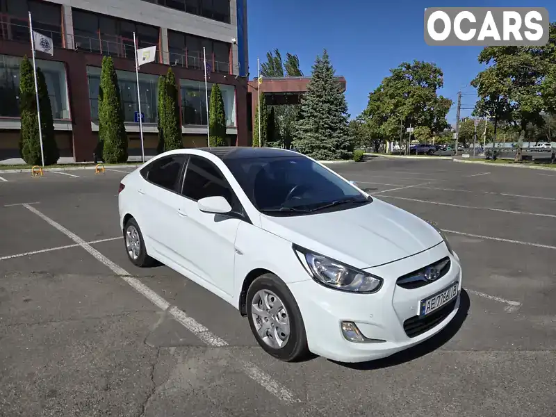 Седан Hyundai Accent 2011 1.6 л. Автомат обл. Дніпропетровська, Дніпро (Дніпропетровськ) - Фото 1/21