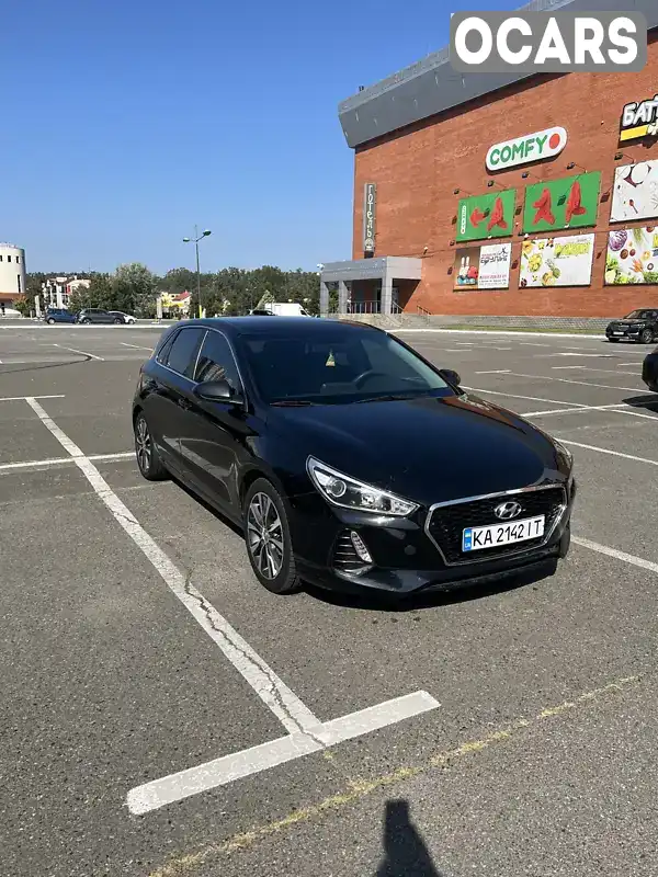 Хэтчбек Hyundai Elantra Gt 2018 2 л. Автомат обл. Киевская, Бровары - Фото 1/11