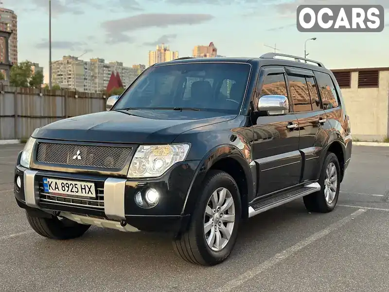 Позашляховик / Кросовер Mitsubishi Pajero Wagon 2011 3.2 л. Автомат обл. Київська, Київ - Фото 1/21