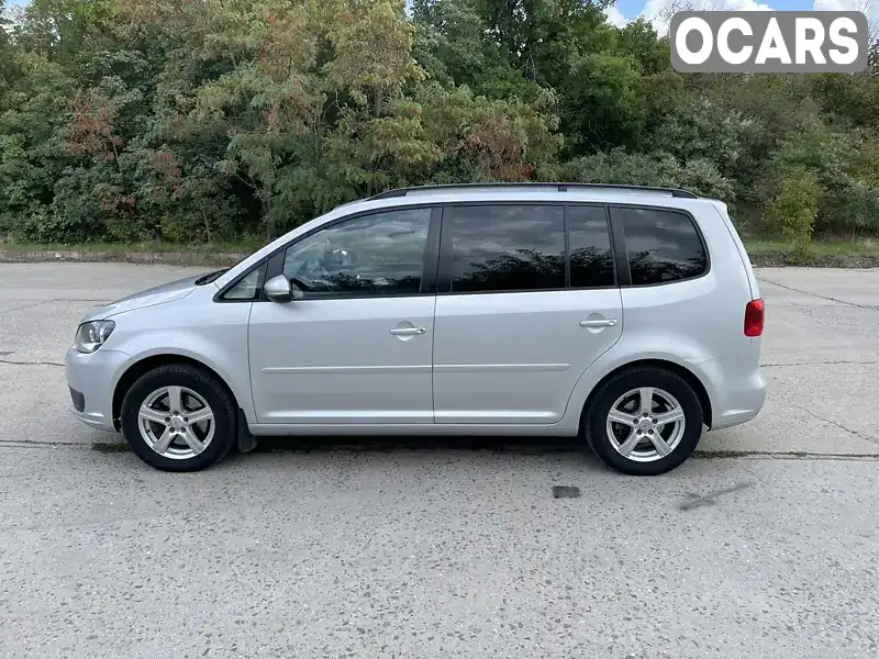 Мінівен Volkswagen Touran 2012 1.97 л. Ручна / Механіка обл. Миколаївська, Южноукраїнськ - Фото 1/21