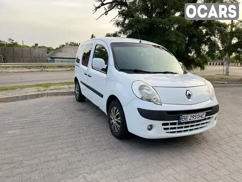 Минивэн Renault Kangoo 2011 1.46 л. Ручная / Механика обл. Николаевская, Первомайск - Фото 1/21