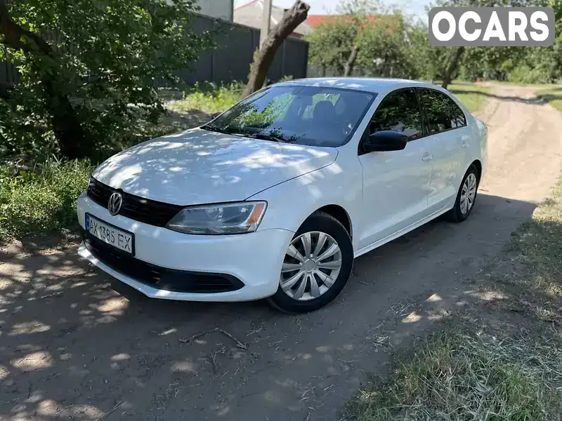 Седан Volkswagen Jetta 2012 2 л. Ручна / Механіка обл. Харківська, Харків - Фото 1/11