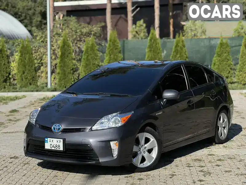 Хэтчбек Toyota Prius 2015 1.8 л. Автомат обл. Харьковская, Харьков - Фото 1/21