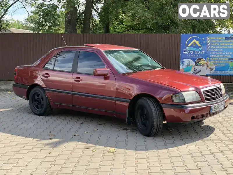 Седан Mercedes-Benz C-Class 1994 1.8 л. Ручная / Механика обл. Черновицкая, Глубокая - Фото 1/18