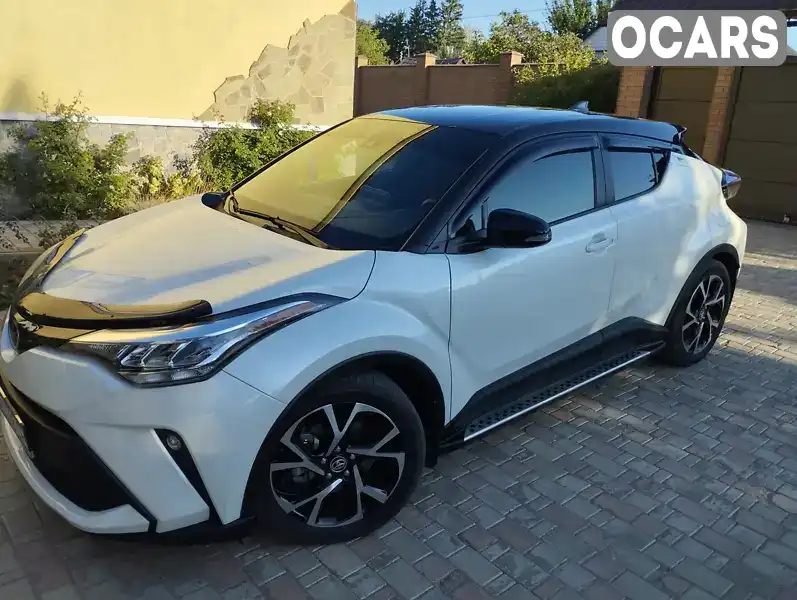 Внедорожник / Кроссовер Toyota C-HR 2019 1.99 л. Автомат обл. Сумская, Лебедин - Фото 1/21