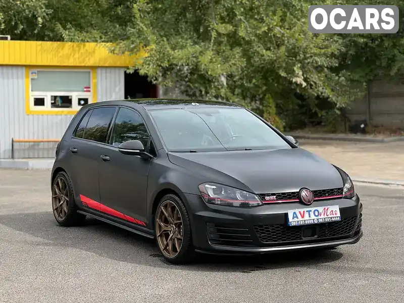 Хетчбек Volkswagen Golf GTI 2017 1.98 л. Автомат обл. Дніпропетровська, Кривий Ріг - Фото 1/20