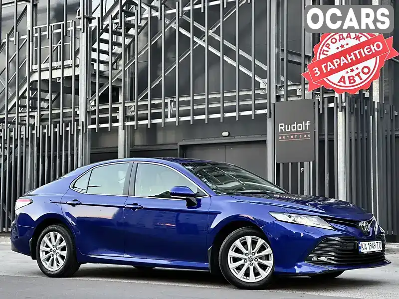 Седан Toyota Camry 2020 2.5 л. Автомат обл. Киевская, Киев - Фото 1/21