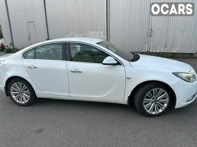 Седан Opel Insignia 2012 1.96 л. Автомат обл. Київська, Київ - Фото 1/19